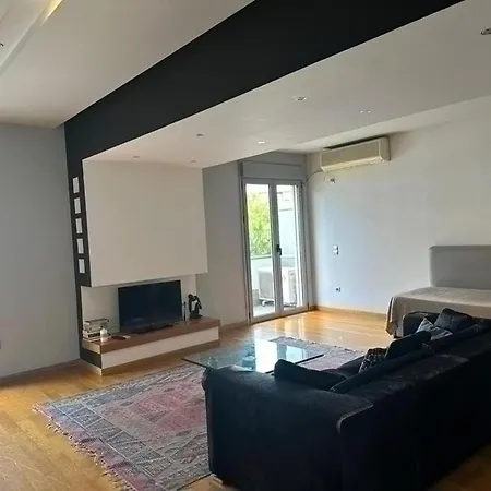 Spacious Stylish Flat At Acropolis Area! Athens