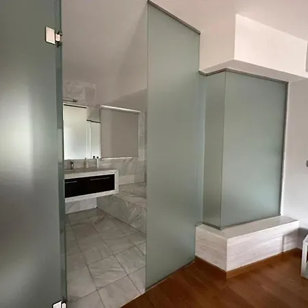 Apartment Spacious Stylish Flat At Acropolis Area! Athens