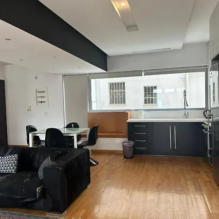 Apartment Spacious Stylish Flat At Acropolis Area!